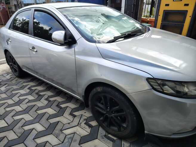 Kia Cerato 2012