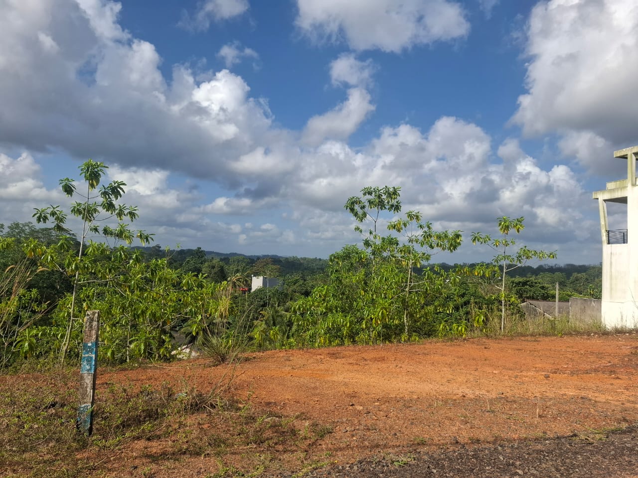 Land Close to Pinnaduwa Highway Entrance Sale Galle