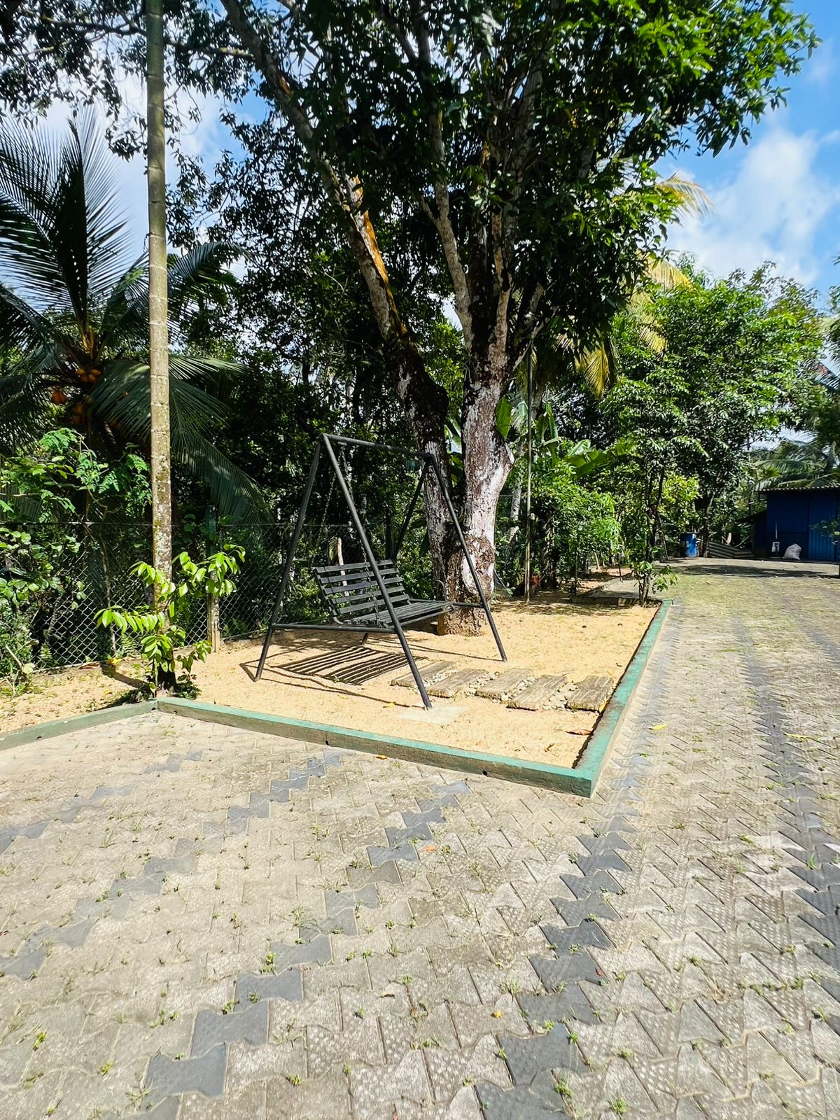 Land for Sale in Akuressa