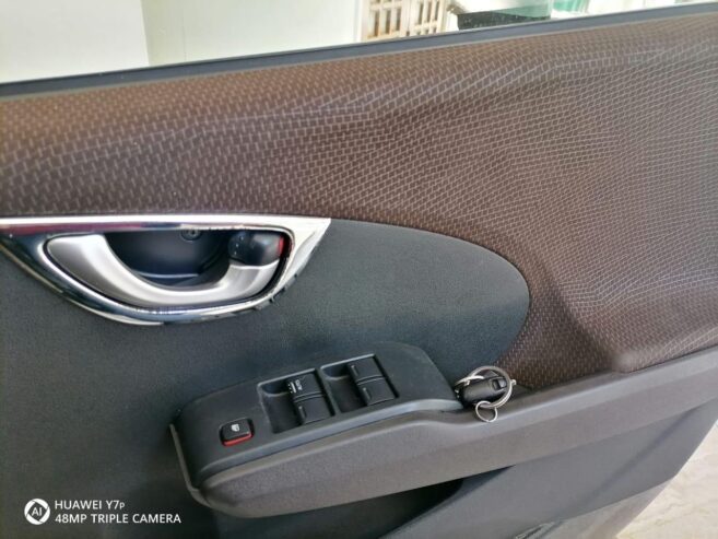 Honda Fit Shuttle GP 2 Navi 2013