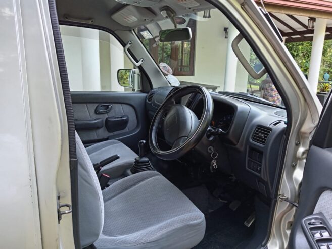 Suzuki Every 2003
