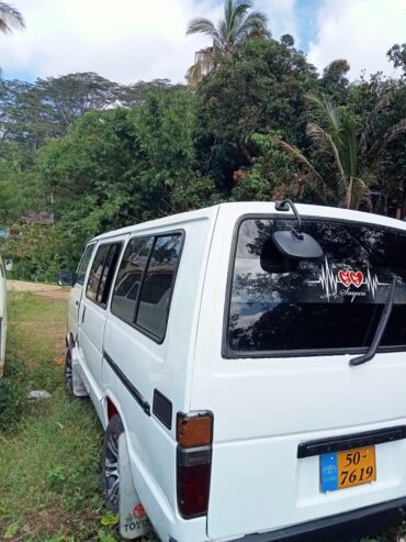 Toyota Hiace 1983