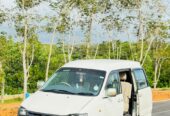 Toyota Noah 2002