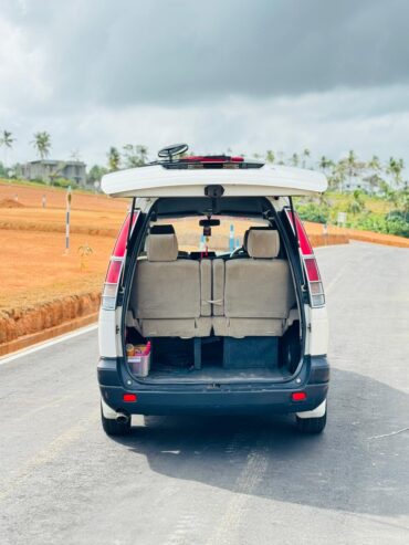 Toyota Noah 2002