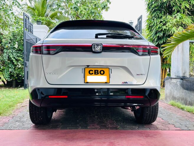 Honda Vezel Z Play Moon Roof 2024