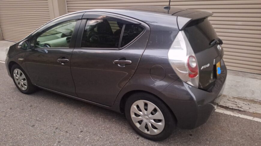 Toyota Aqua S Grade 2012
