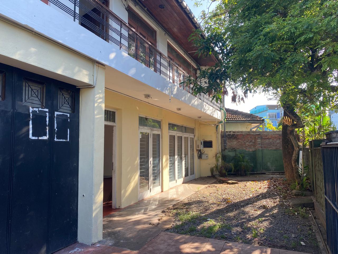 Two Story Building For Sale Kohuwala