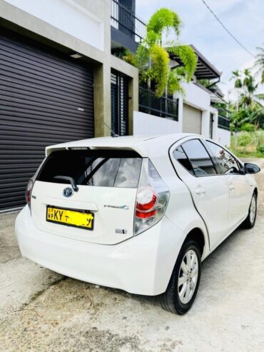 Toyota Aqua Prius C 2014