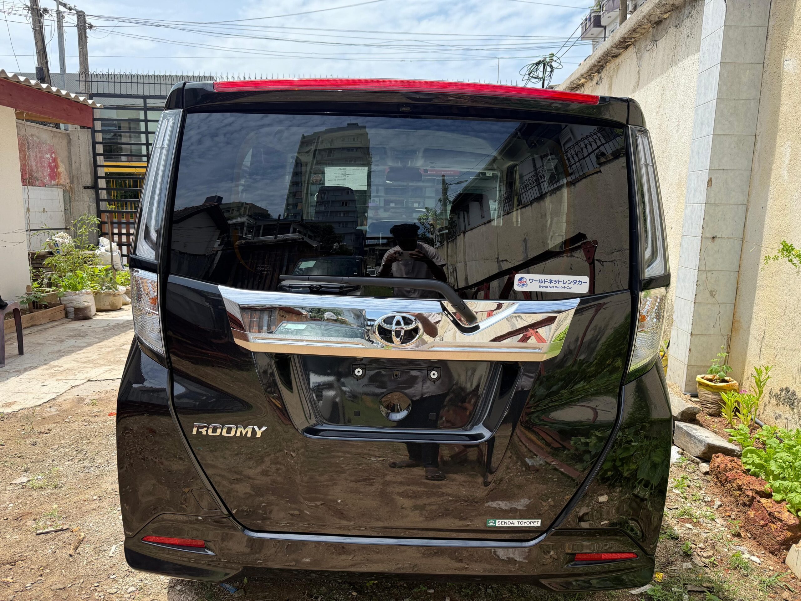 Toyota Roomy Custom G 2024