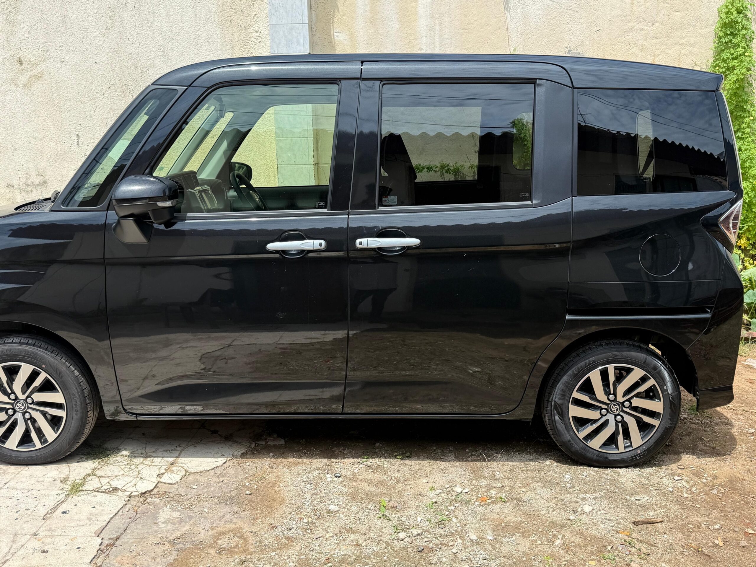 Toyota Roomy Custom G 2024