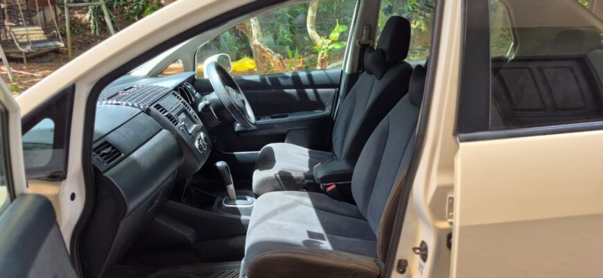 Nissan Tiida 2007