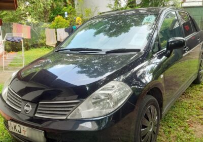 Nissan Tiida 2008