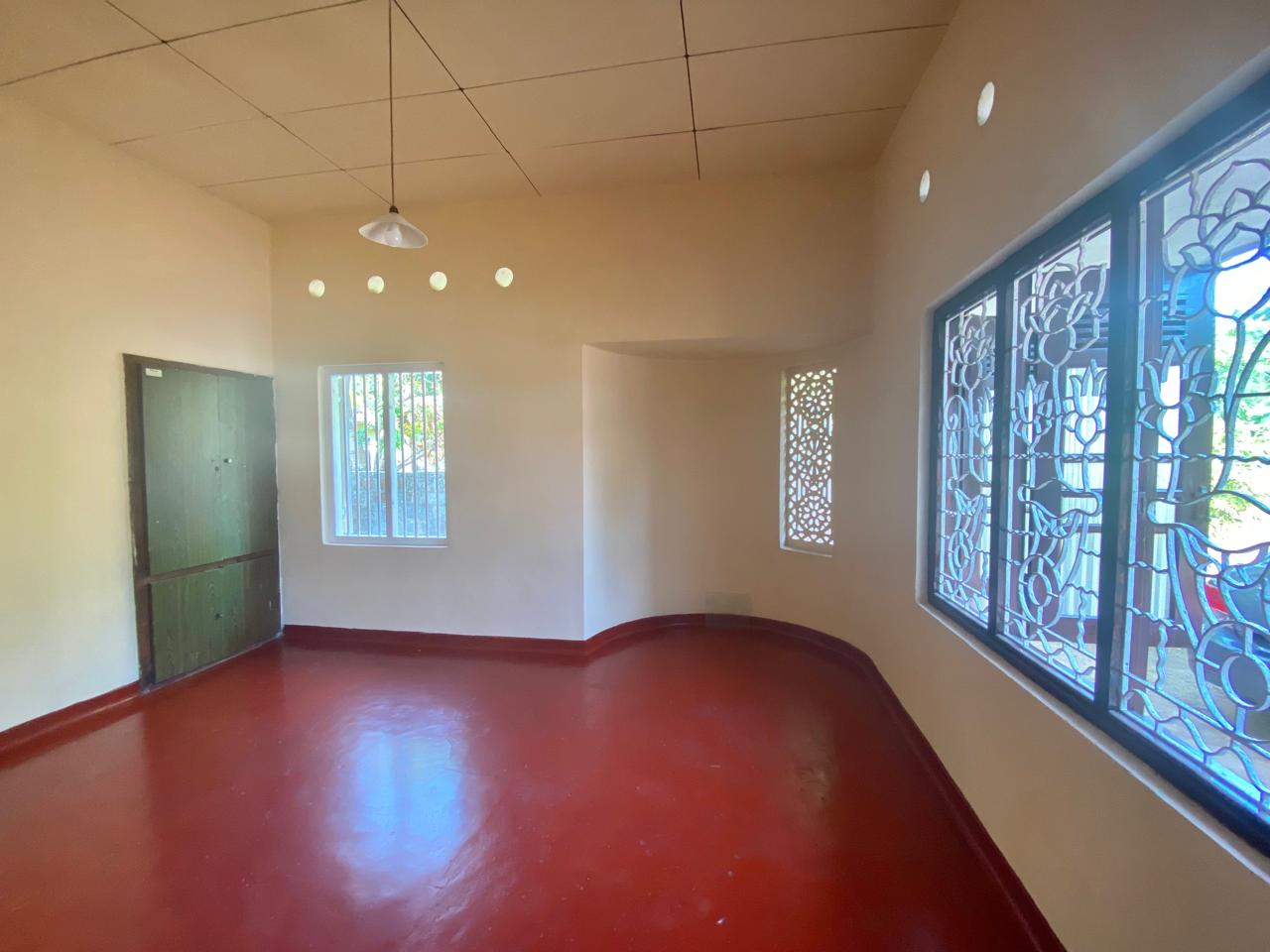 Colonial Type House Sale in Katukurunda, Kalutara