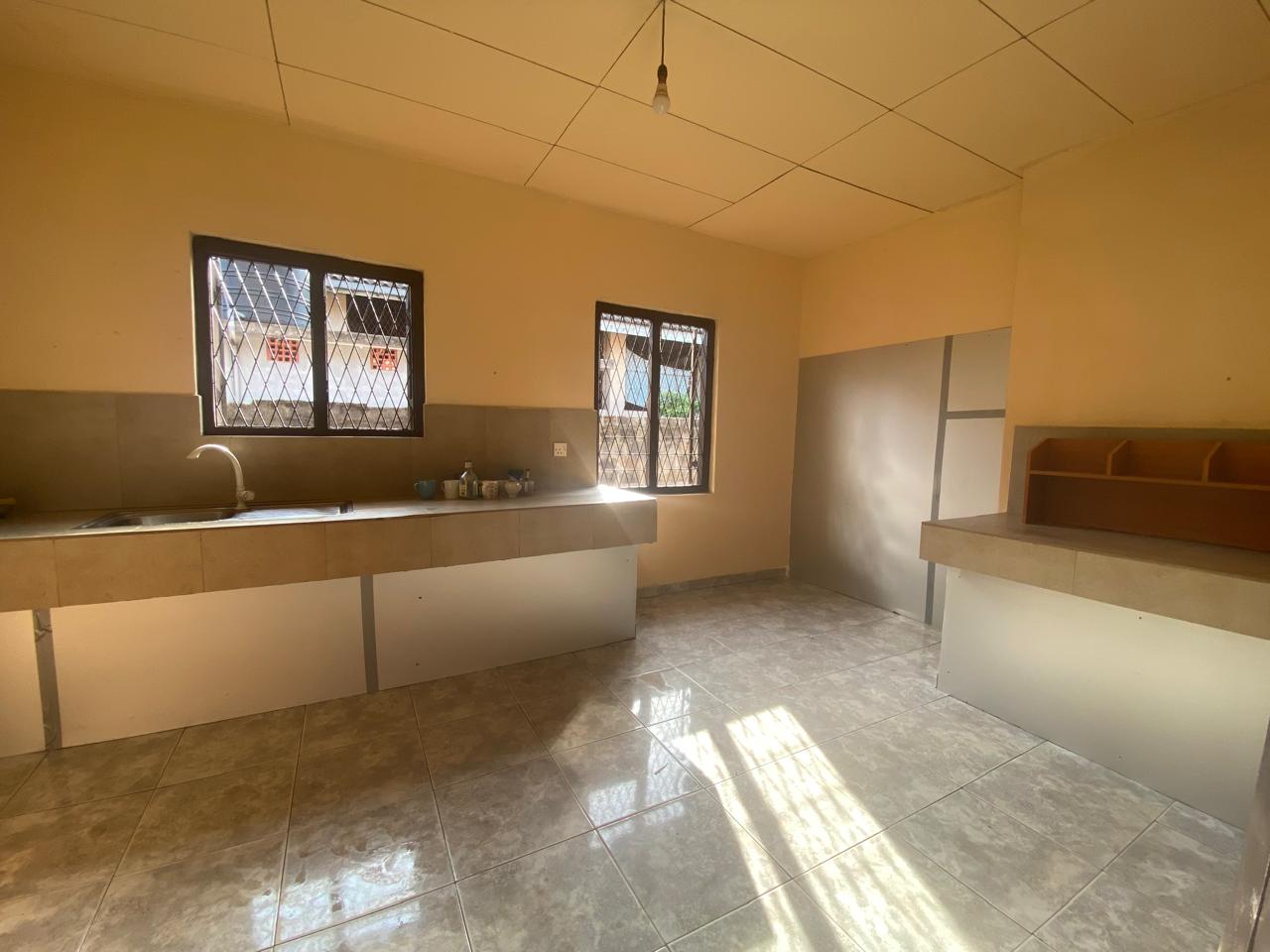 Colonial Type House Sale in Katukurunda, Kalutara