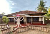 Colonial Type House Sale in Katukurunda, Kalutara