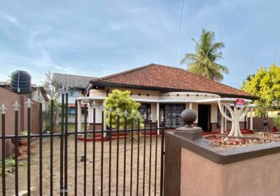 Colonial Type House Sale in Katukurunda, Kalutara