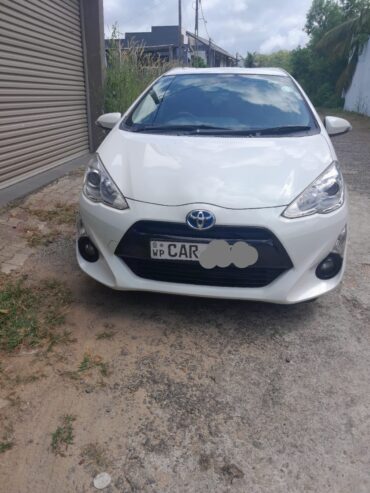 Toyota Aqua 2015