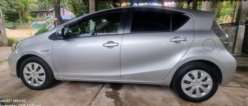Toyota Aqua 2012