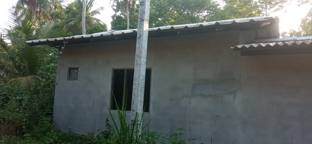 වැඩ නිම නොකළ නිීවාස මිනුවන්ගොඩ