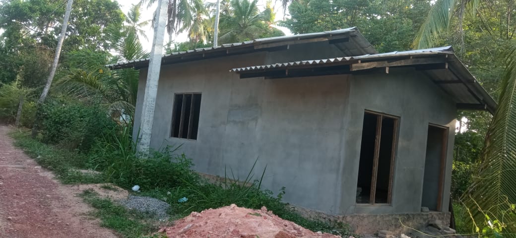 වැඩ නිම නොකළ නිීවාස මිනුවන්ගොඩ