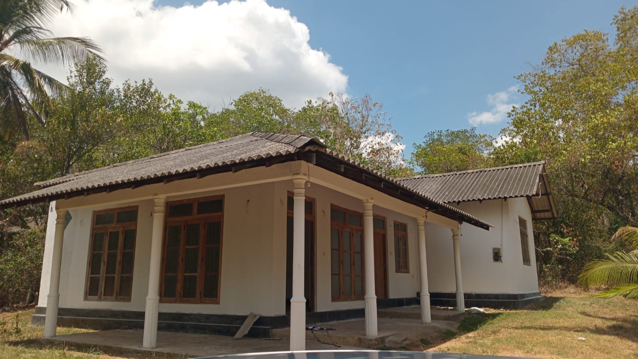 House with Land for Sale Narammala