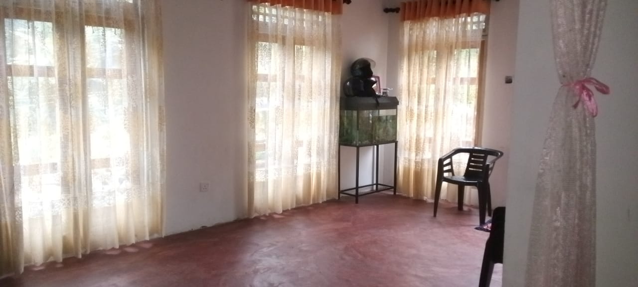 House with Land for Sale in Hanwella