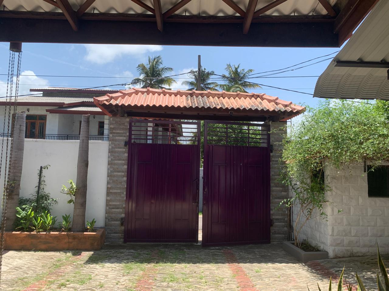 Spacious 3-Bedroom House for Sale in Ambalangoda Town