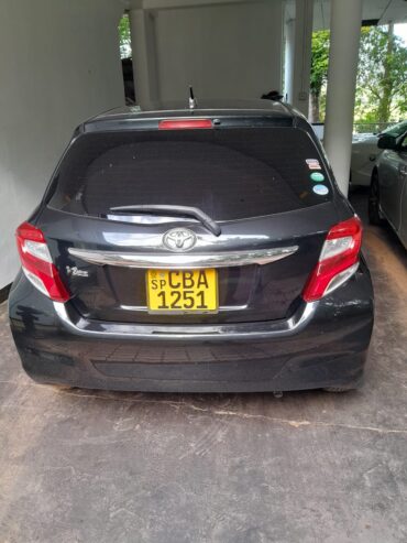 Toyota Vitz 2015