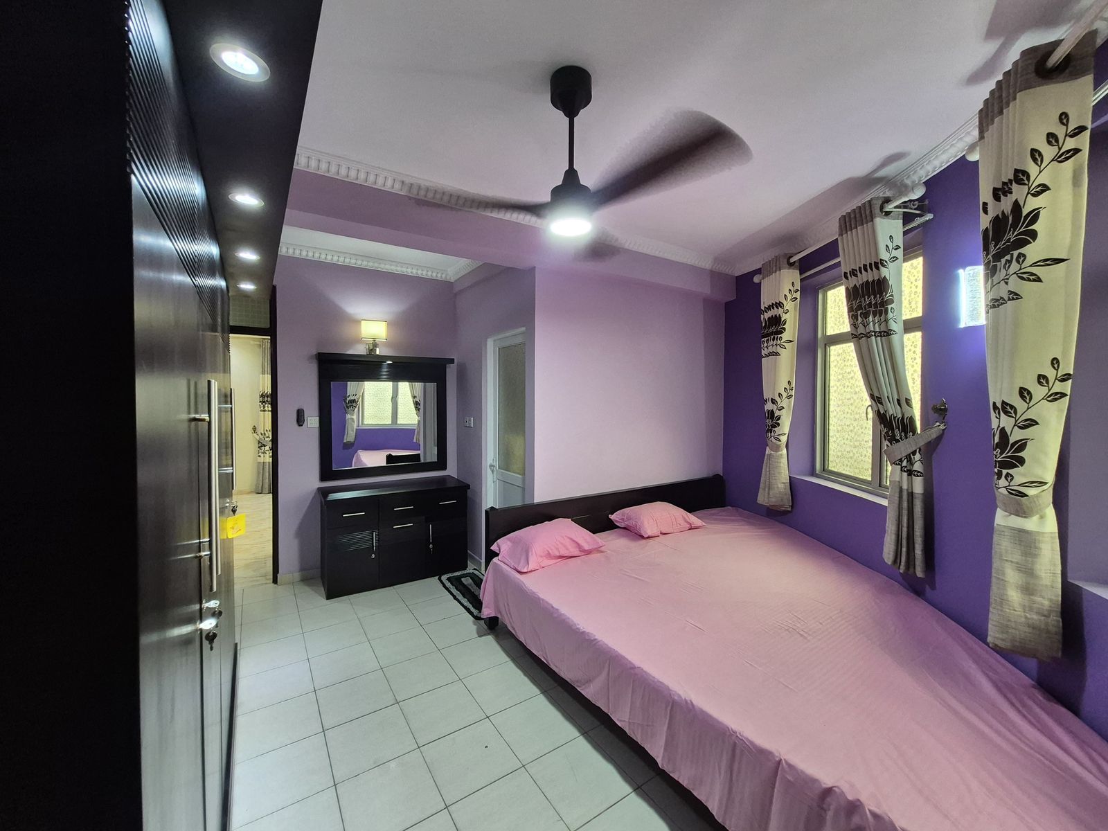 02 Bed Room Semi Furniture Apartment Sale Colombo 15