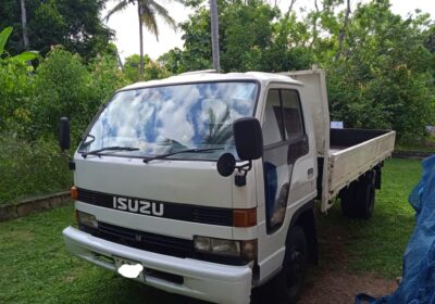 Isuzu Elf 1985