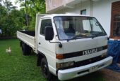 Isuzu Elf 1985