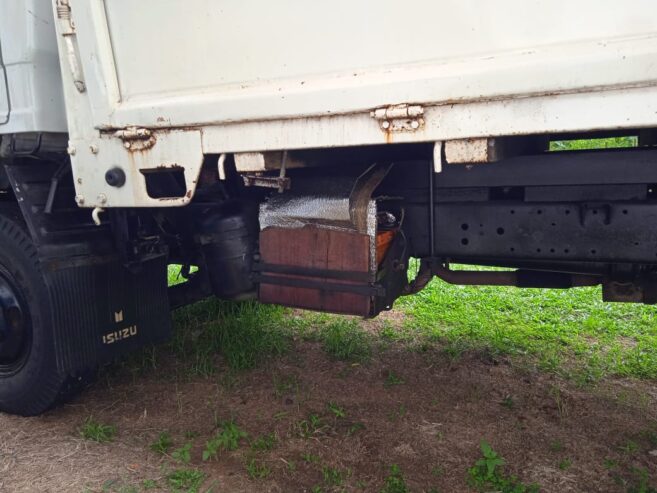 Isuzu Elf 1985