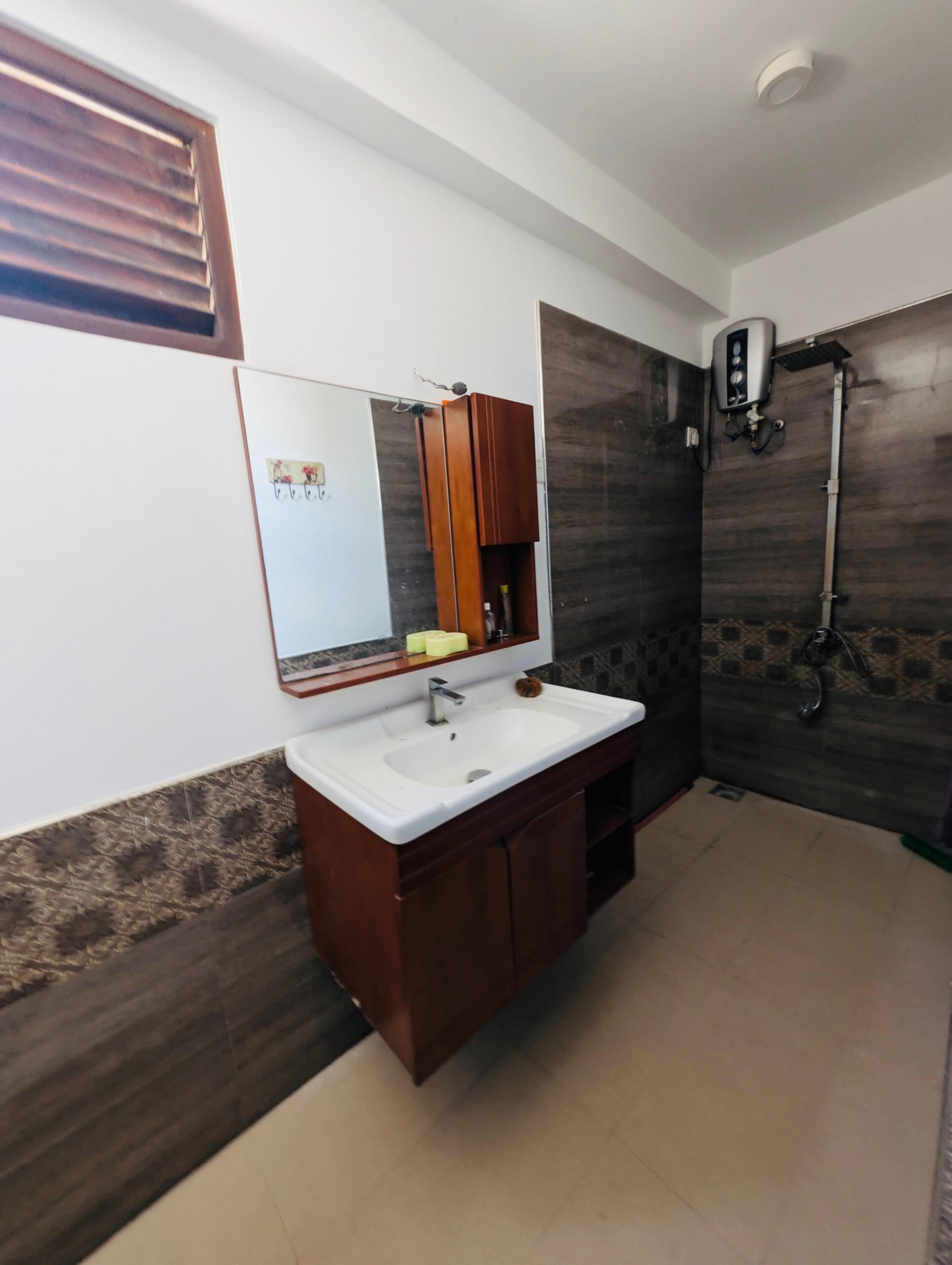 Architect-Designed Luxury House for Sale (Anandarama Road) Moratuwa