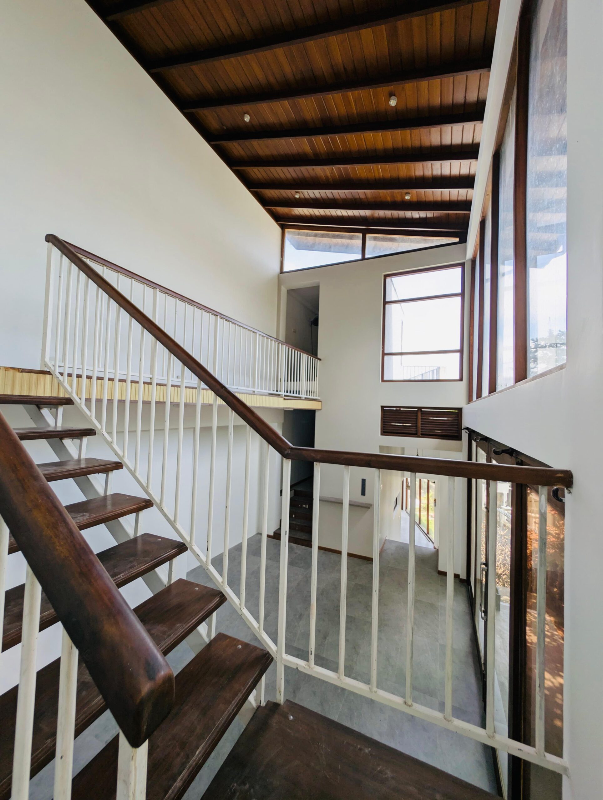 Architect-Designed Luxury House for Sale (Anandarama Road) Moratuwa