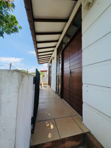 Architect-Designed Luxury House for Sale (Anandarama Road) Moratuwa