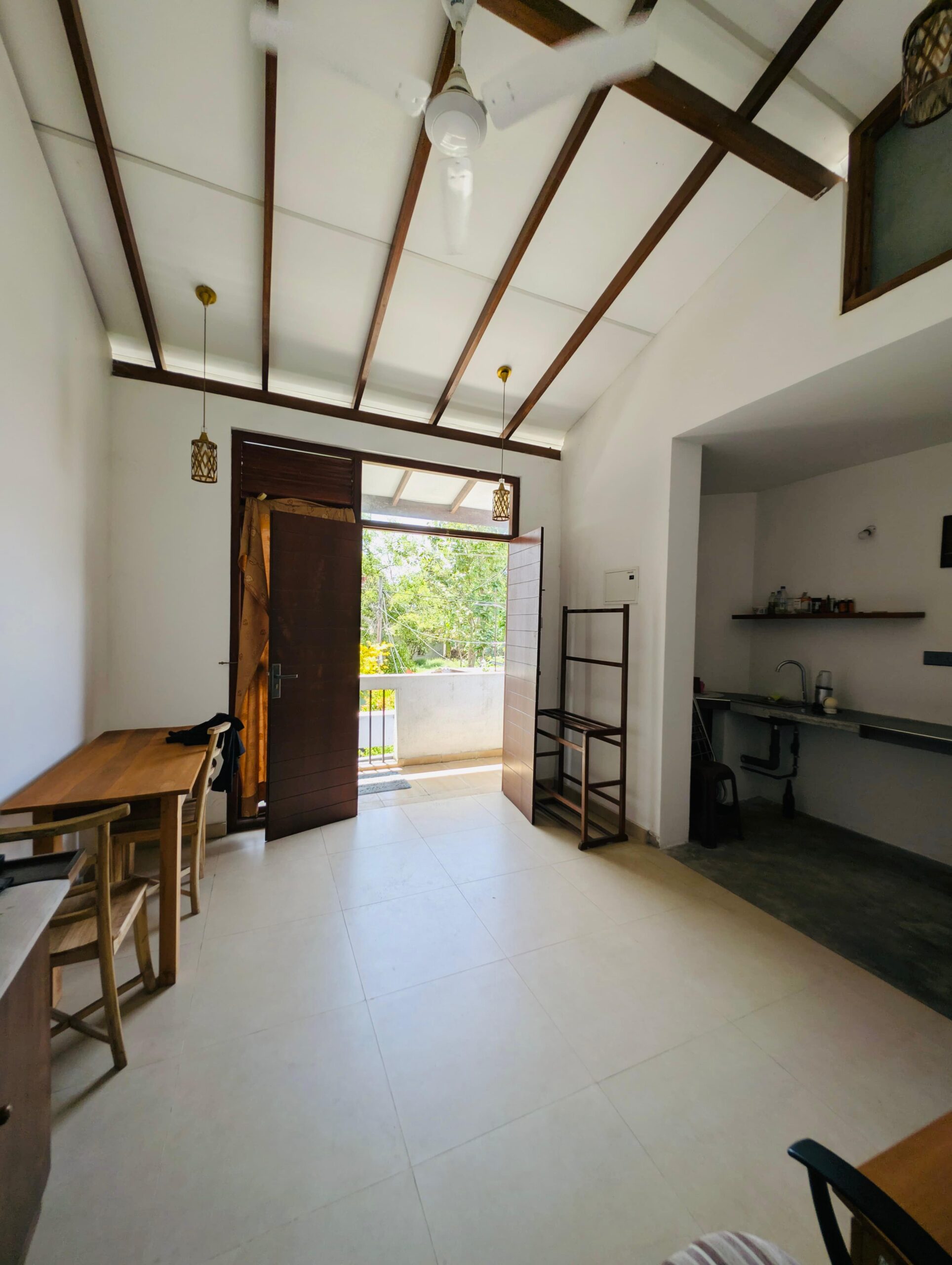 Architect-Designed Luxury House for Sale (Anandarama Road) Moratuwa