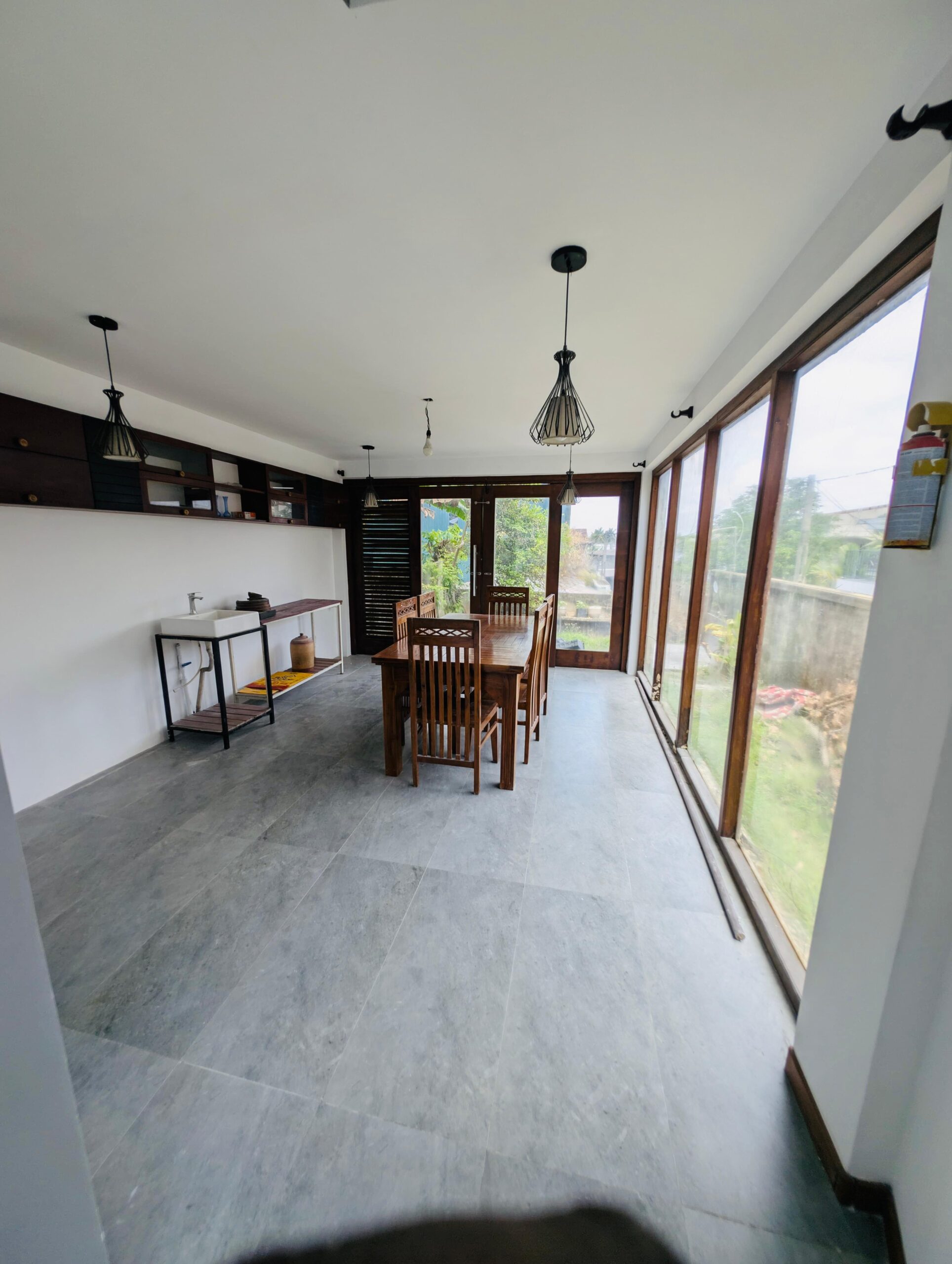 Architect-Designed Luxury House for Sale (Anandarama Road) Moratuwa