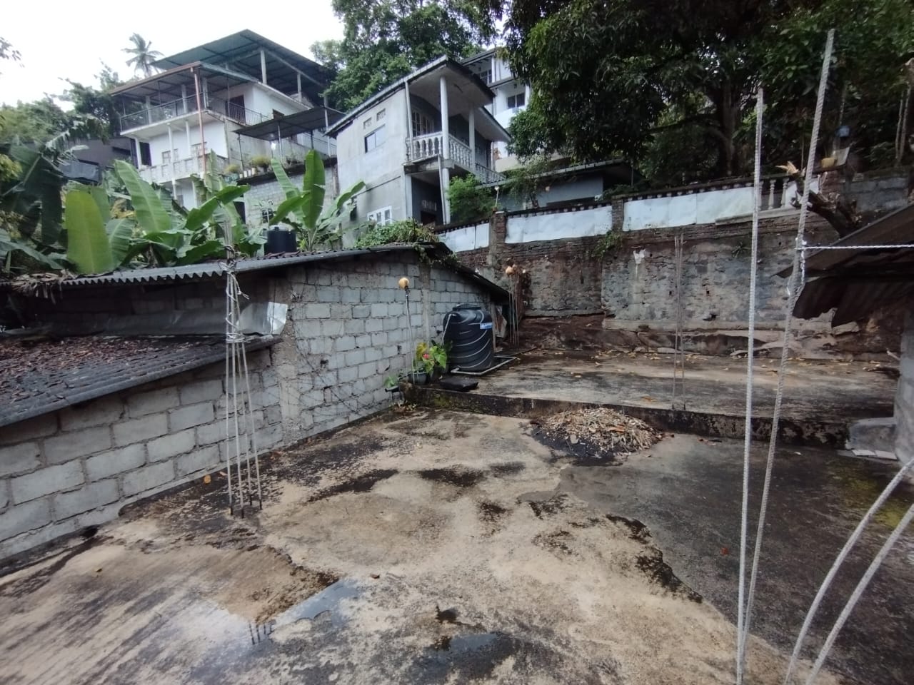 නිවසක් විකිණීමට – මහනුවර නගරය