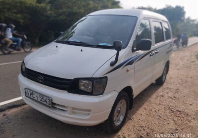 Toyota Noah CR41 1998