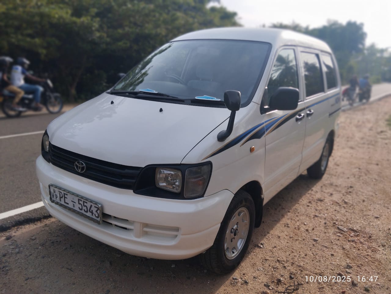 Toyota Noah CR41 1998