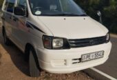 Toyota Noah CR41 1998