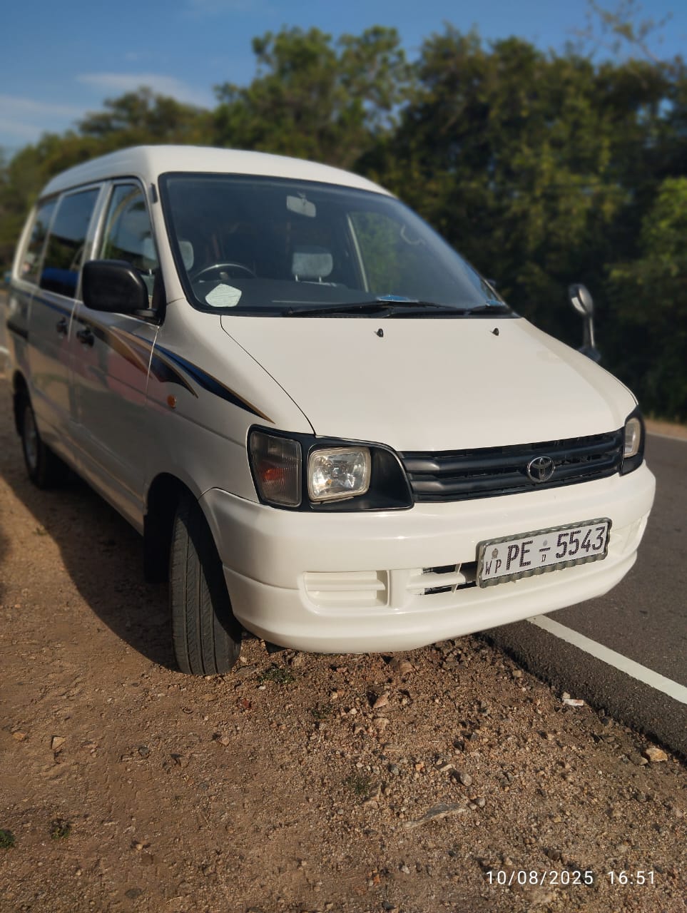 Toyota Noah CR41 1998