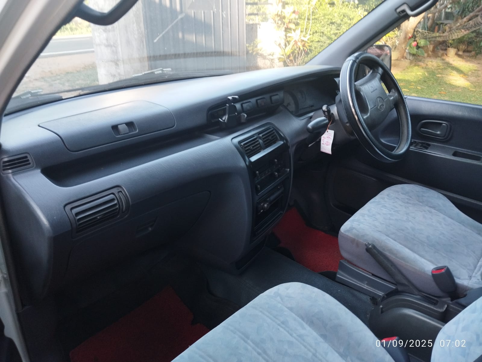 Toyota Noah CR41 1998