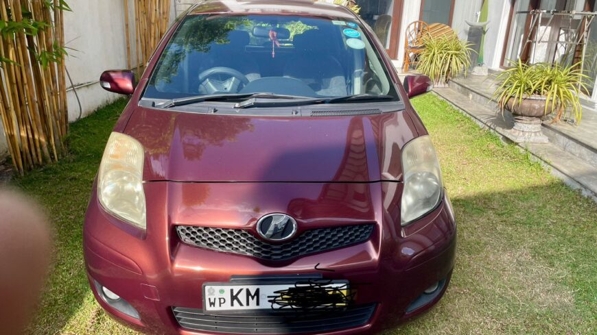 Toyota Vitz KSP-90 2010