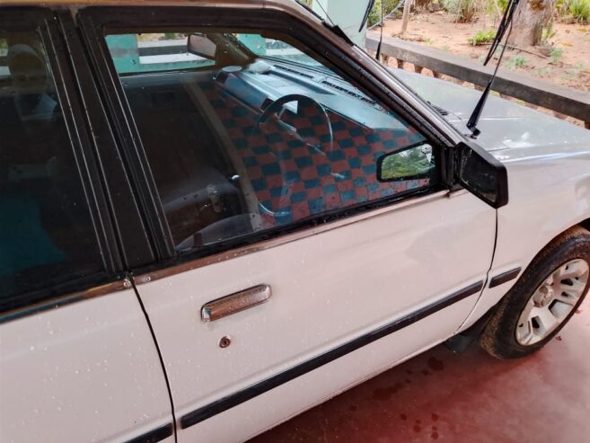 Nissan Sunny B11 1984