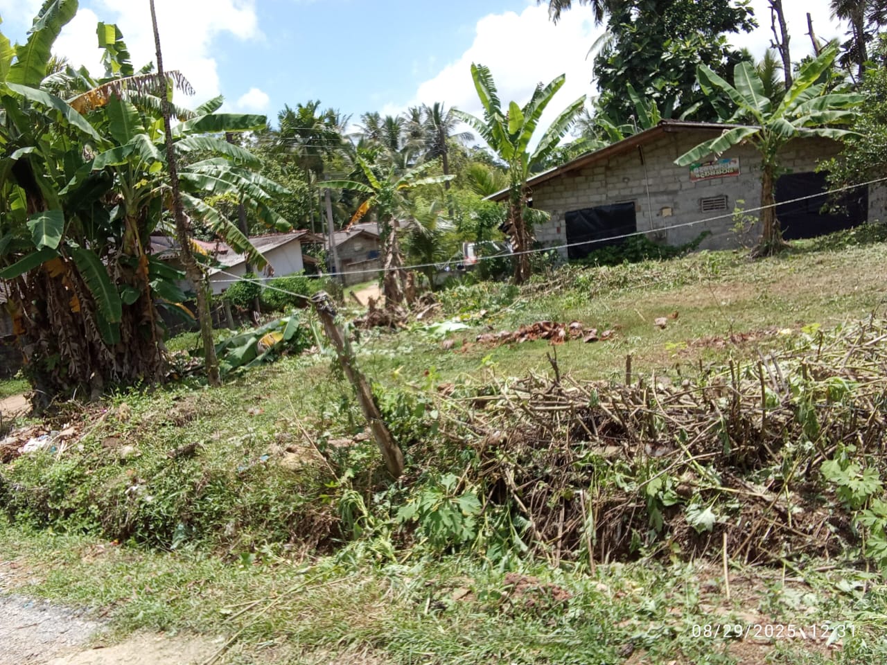 මොරගහහේනේ ඉඩමක් විකිණීමට ඇත