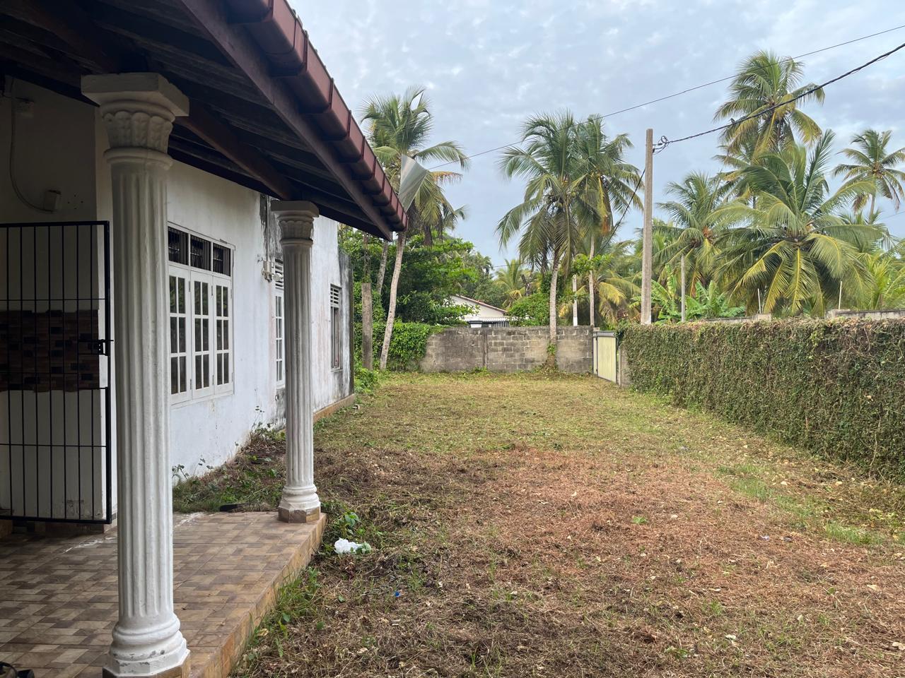 HOUSE FOR SALE IN PAMUNUGAMA, JA-ELA