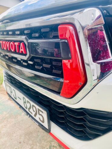 TOYOTA HILUX ROCCO