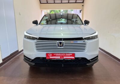 Honda Vezel Z PLAY 2025