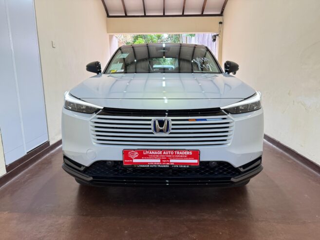 Honda Vezel Z PLAY 2025